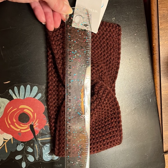 West Loop Headband - Picture 7 of 7